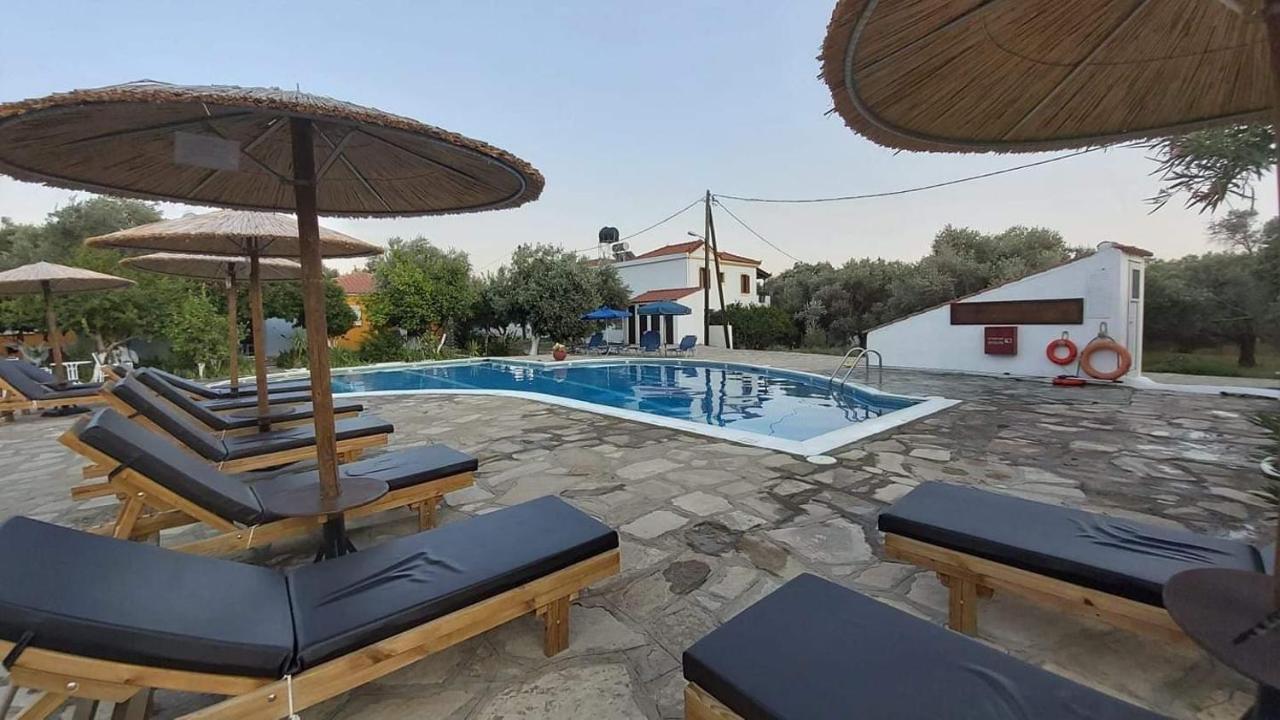 Anastasia Apartments Kampos Marathokampou Exteriér fotografie