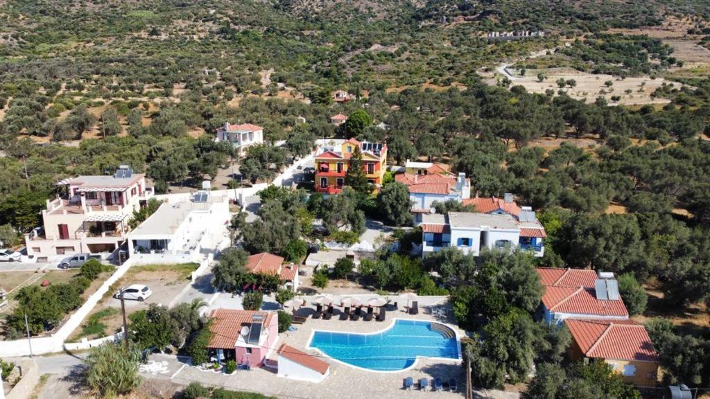 Anastasia Apartments Kampos Marathokampou Exteriér fotografie
