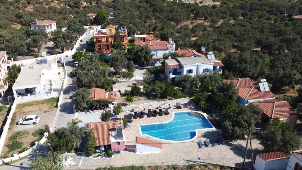 Anastasia Apartments Kampos Marathokampou Exteriér fotografie